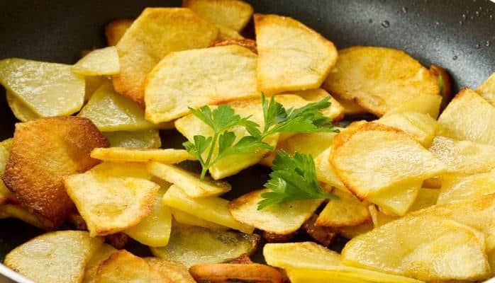 Как правильно жарить картошку 