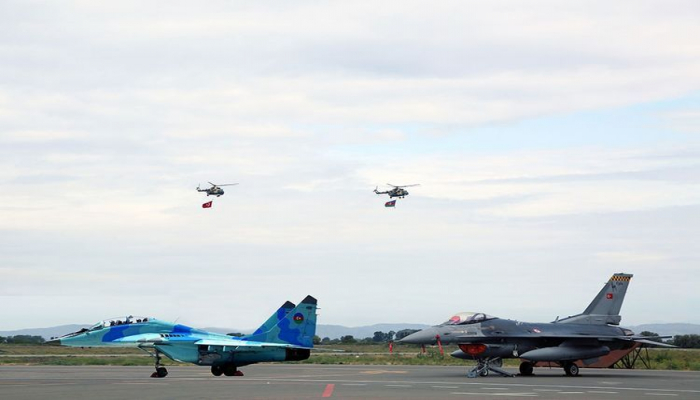 Авиационные средства ВВС Азербайджана и Турции совершат совместные полеты над Гянджой
