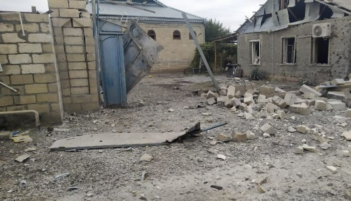 Армянские артиллерийские снаряды попали в здания почты и больницы в Тертере