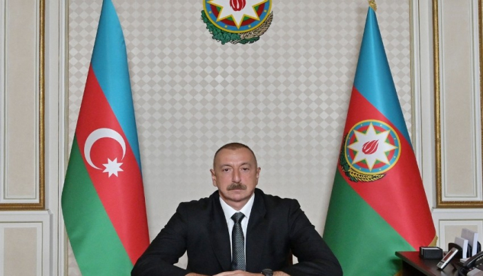 Ильхам Алиев поздравил учащихся с новым учебным годом и Днем знаний