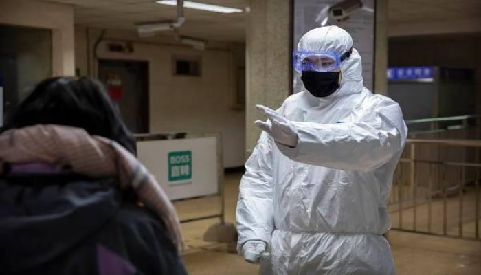 Власти Китая утвердили новый стандарт диагностики и лечения коронавируса