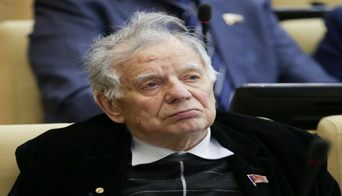 Nobel mükafatı laureatı, akademik Jores Alfyorov vəfat edib