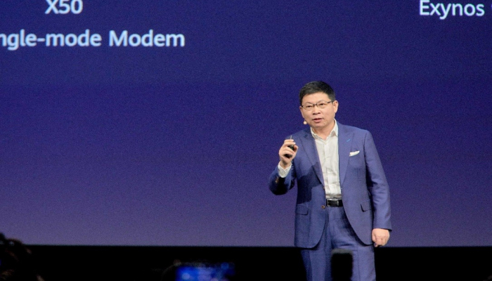 "Huawei" "Kirin 990 5G" prosessorunu təqdim edir