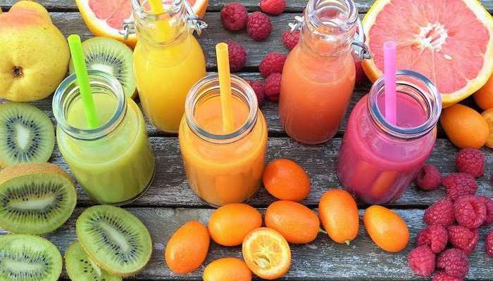Чем полезны овощные и фруктовые соки. Рассказываем