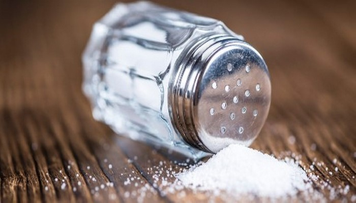Названо безопасное количество соли для организма человека