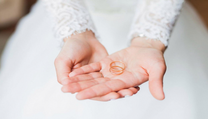 Госкомитет: Ранние браки чаще регистрируются в Баку