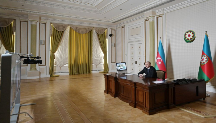 По инициативе компании Signify состоялась видеоконференция между Президентом Ильхамом Алиевым и руководителями данной компании