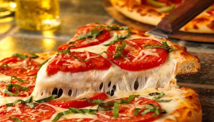Шеф-повар создал крошечную пиццу для тех, кто хочет похудеть