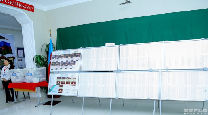 В Азербайджане растет число отказавшихся от участия в выборах кандидатов