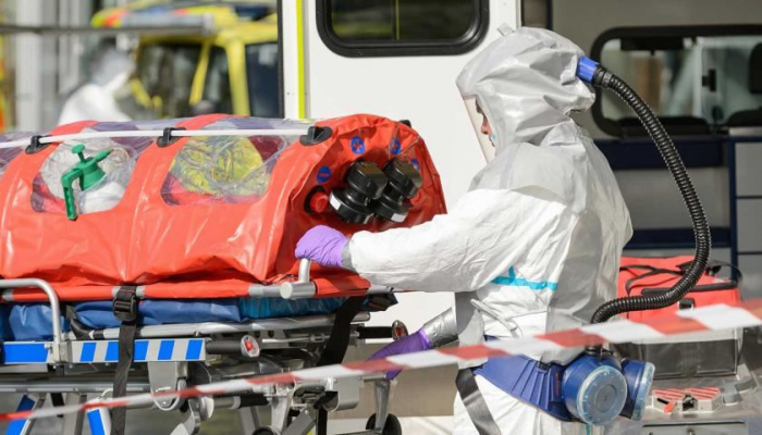 В Турции за последние сутки от коронавируса погибли 98 человек