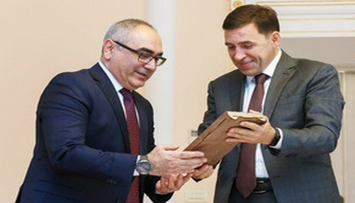 Генконсул Азербайджана обсудил с губернатором Свердловской области перспективы расширения сотрудничества