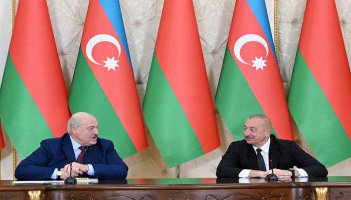Aleksandr Lukaşenko: “Qafqazda Azərbaycanın timsalında olduqca güclü, normal lider ölkə mövcuddur”