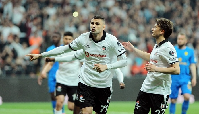 Burak Yılmaz resitali! 19 puan...