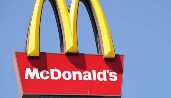 McDonald's 25,4 min avroya plastik çöpü hərraca çıxardı