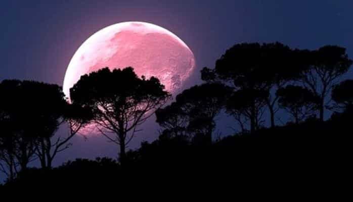 Saatler Sonra 'Çilek Ay' İsimli Göz Kamaştıran Bir Doğa Olayı Gerçekleşecek