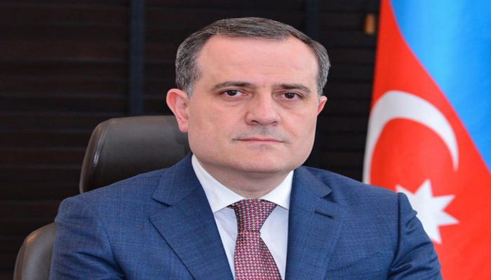 Глава МИД Азербайджана принял посла Греции