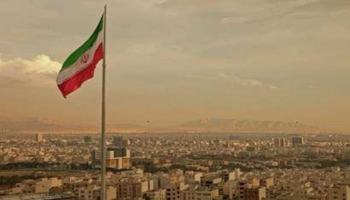FATF İranı "qara siyahı"ya əlavə edib