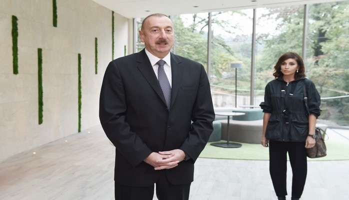 Ильхам Алиев: "Если бы в Азербайджане не было общественной стабильности, то и туристы не приезжали"