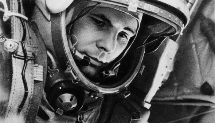 Юрий Гагарин: в космосе и на Земле (32 фото)