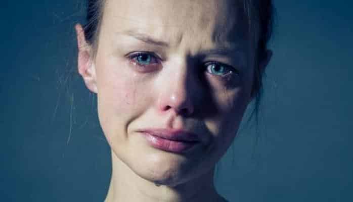 Ağlamağın faydaları nələrdir? – Psixoloq