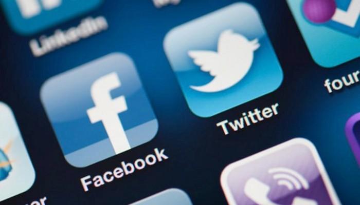 Facebook и Twitter договорились пресекать попытки влияния в соцсетях на выборы в США