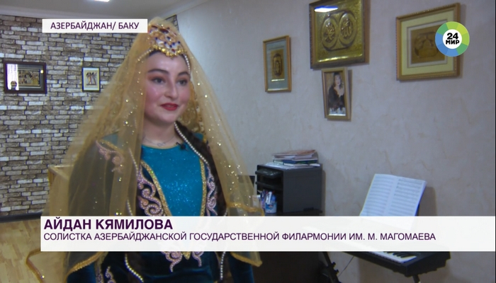 В Азербайджане местные телеканалы транслируют уроки популярных танцовщиков