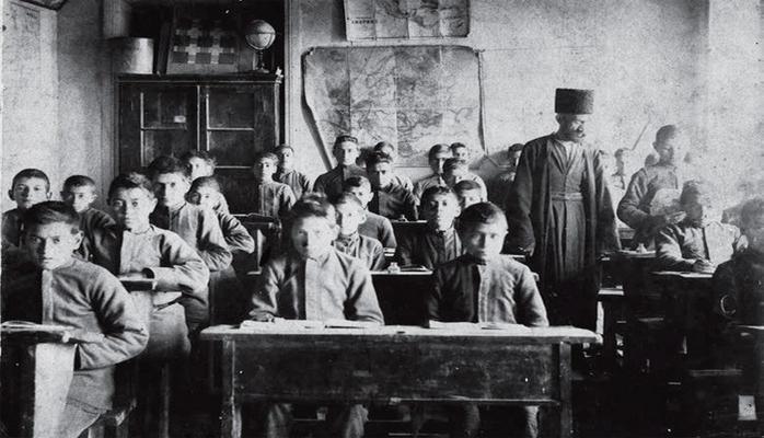 “Ветен дили”: О первом учебнике азербайджанского языка для светских школ