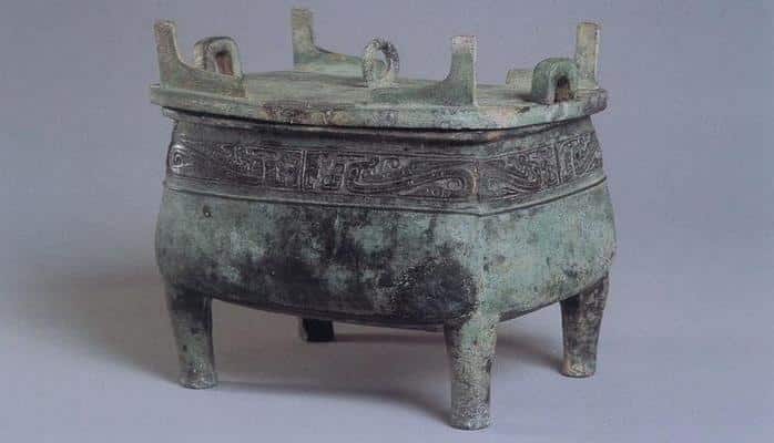 В Китае археологи нашли гробницу обезглавленной 13 500 лет назад девушки