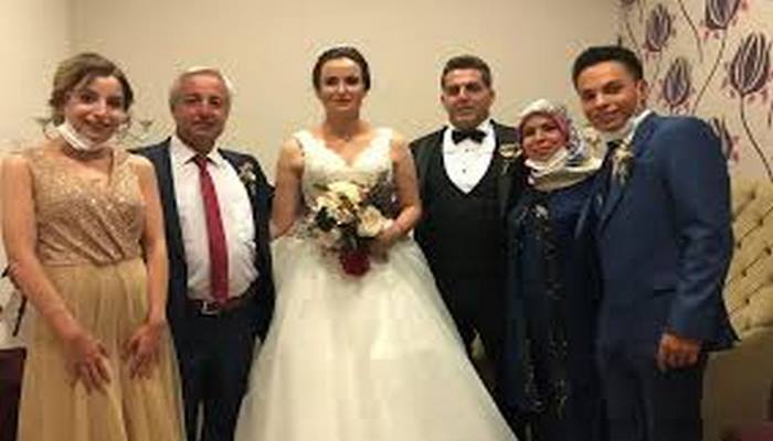 Gelin ve damada takılana bak Nevşehir’e damga vuran düğün