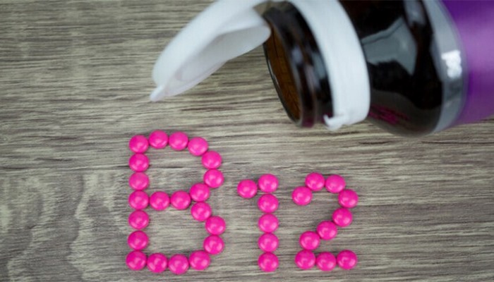 Hayati önem taşıyan B12 vitamini eksikliği nelere yol açar?