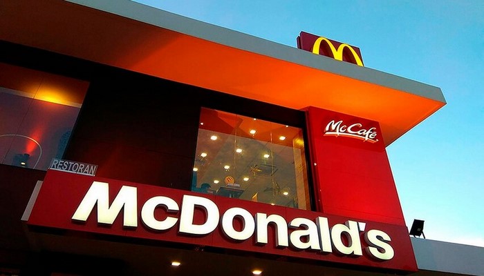 "McDonalds"ın restoranında nöqsan aşkarlanıb - SİYAHI