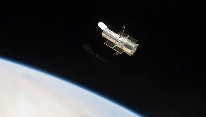 NASA məşhur Hubble teleskopunun fəaliyyətini dayandırdığını elan etdi