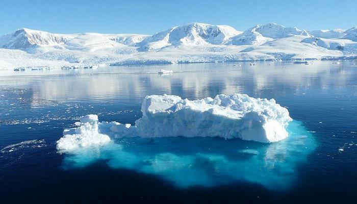 Обнаружена необычно горячая точка в Антарктиде