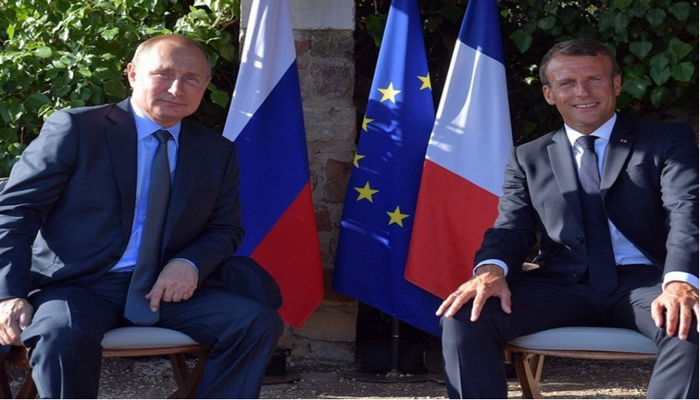 Путин и Макрон обсудили Ливан и Беларусь