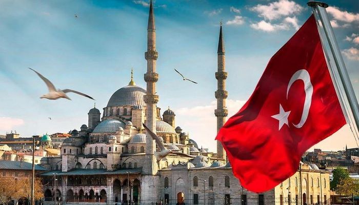 С сегодняшнего дня в 14 провинциях Турции запрещается проведение свадеб, помолвок и других церемоний
