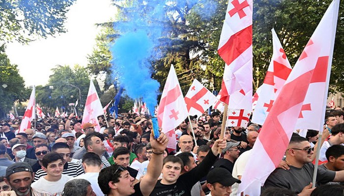 Tbilisidə “Xarici agentlər haqqında” qanuna dəstək aksiyası keçirilir