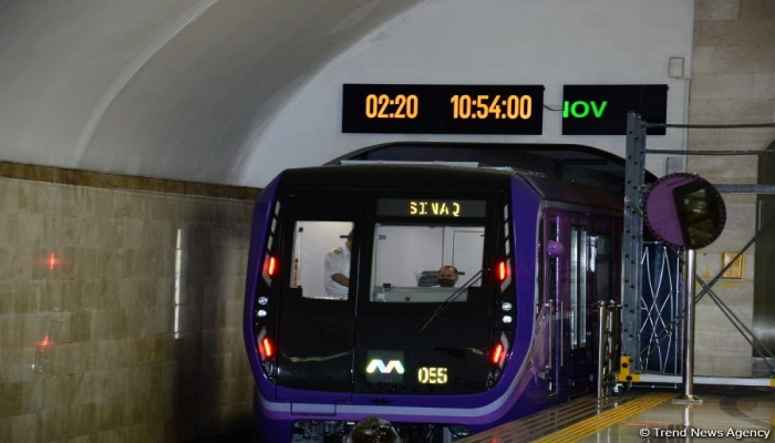 На линии бакинского метро пущены еще два  поезда