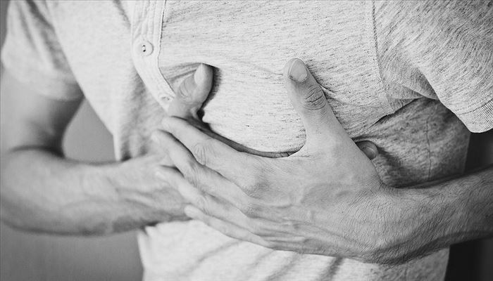 Uzmanından kalp damar hastalarına sıcak havayla 'başa çıkma' önerileri
