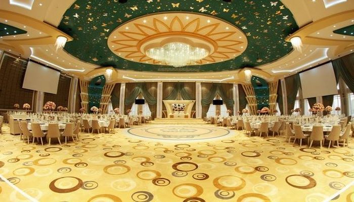 В Азербайджане предлагается разрешить свадьбы с участием 100-150 человек