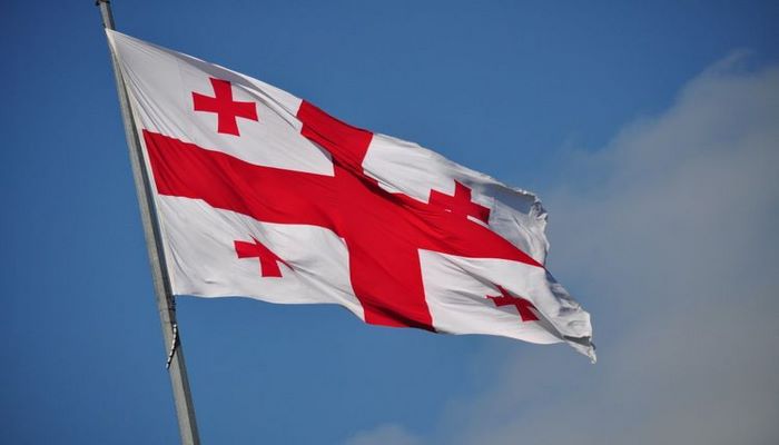 В Грузии приспущены государственные флаги